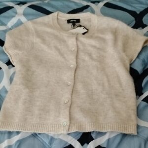 HNE-ME Women's Beige Short Sleeve Cardigan